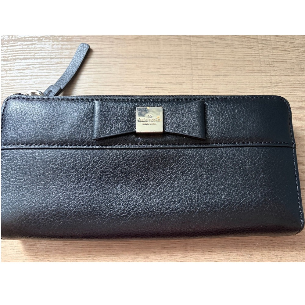 Kate Spade New York Black Pebbled Leather Bow Zip Around Continental Wallet